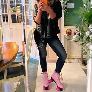 Roller skates BRAND NEW in box Pink size 11